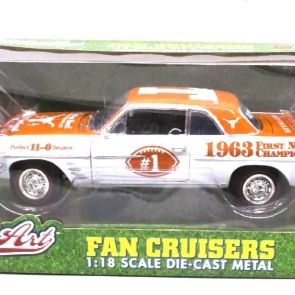 Texas Longhorn Champion Fan Cruiser Classic Muscle Car Toy